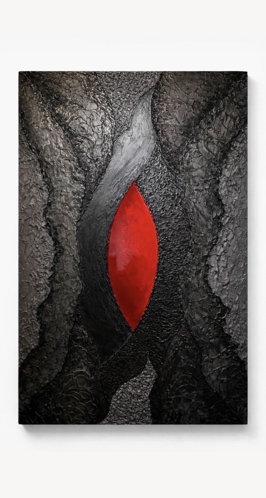 Inferno — opera in resina, 80x150 cm