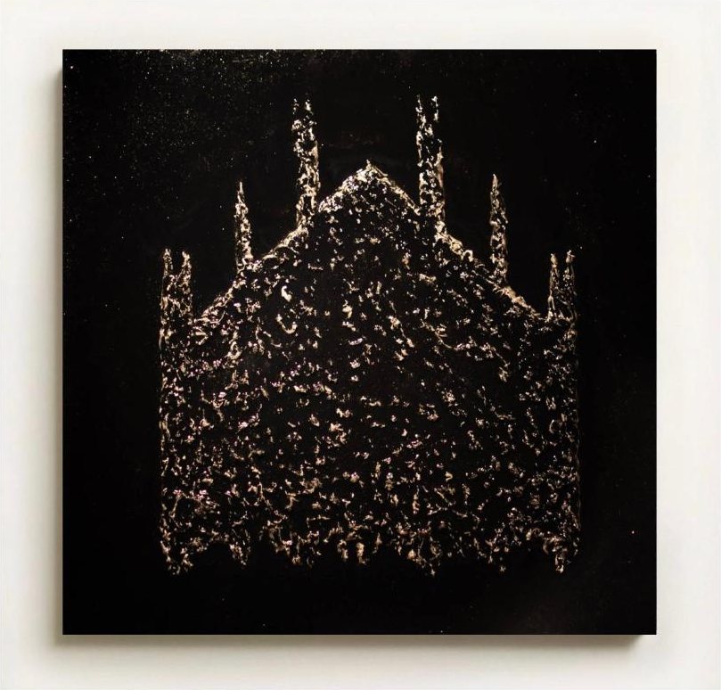 La mia città - Luna — opera in resina, 60x60 cm